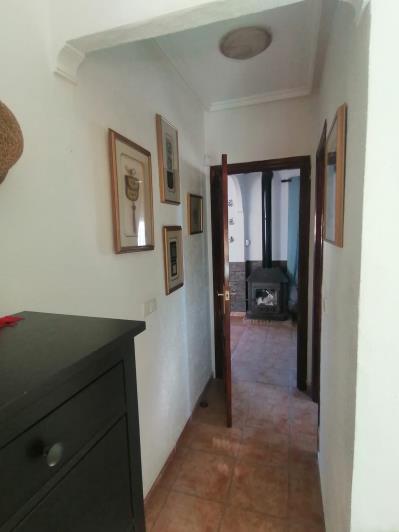 Image No.40-3 Bed Villa / Detached for sale