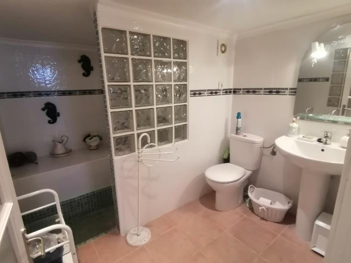 Image No.50-3 Bed Villa / Detached for sale
