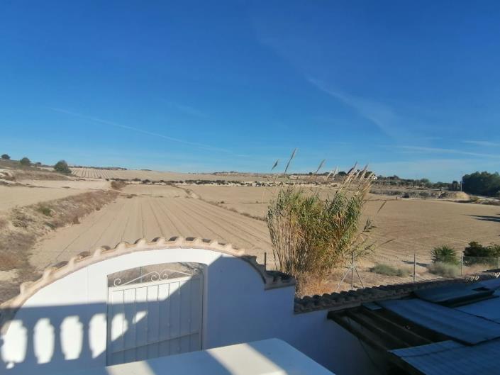 Image No.59-3 Bed Villa / Detached for sale
