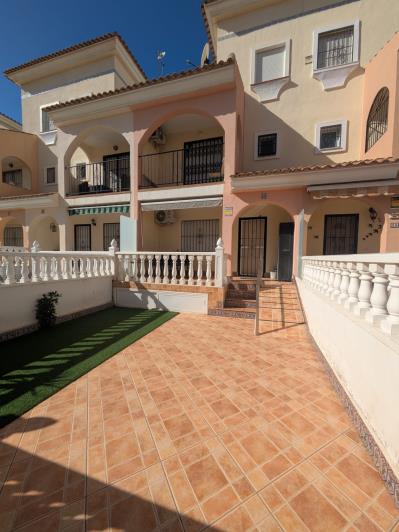 Image No.3-3 Bed Townhouse for sale