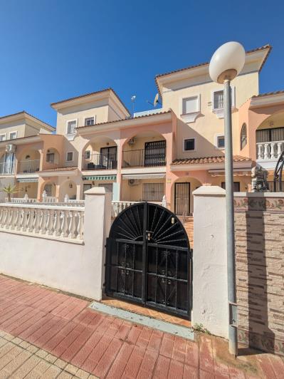 Image No.34-3 Bed Townhouse for sale
