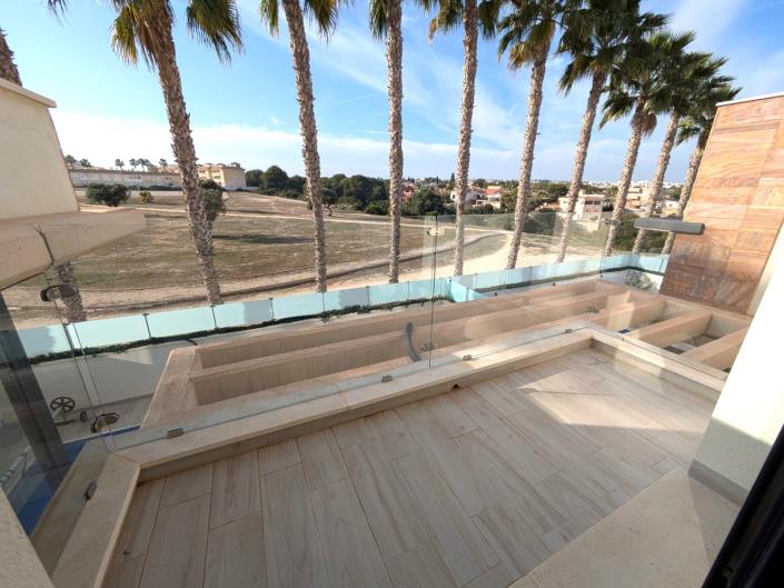 Image No.20-3 Bed Villa for sale