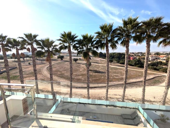 Image No.22-3 Bed Villa for sale