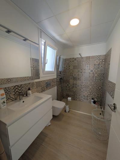 Image No.24-3 Bed Villa / Detached for sale