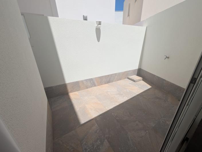 Image No.39-3 Bed Villa / Detached for sale