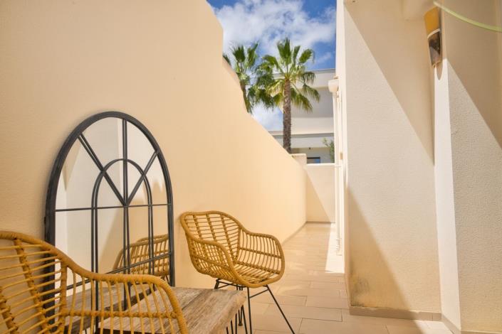 Image No.53-4 Bed Villa / Detached for sale