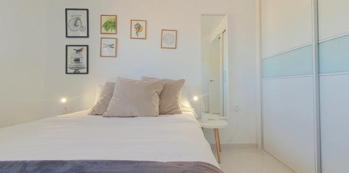 Image No.40-2 Bed Apartment for sale