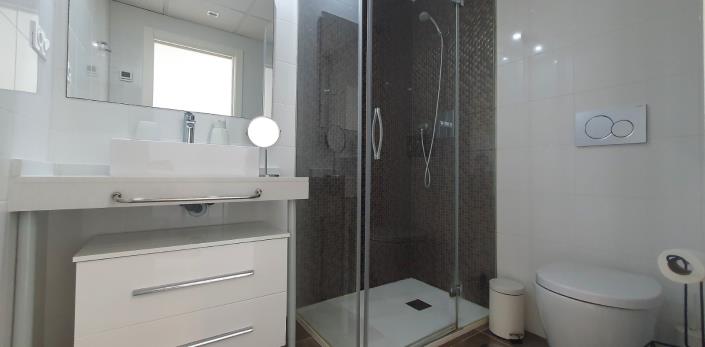 Image No.41-2 Bed Apartment for sale
