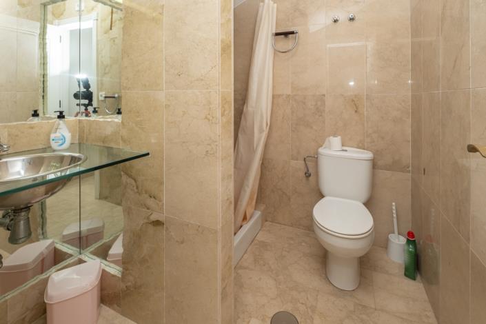 Image No.12-3 Bed Townhouse for sale