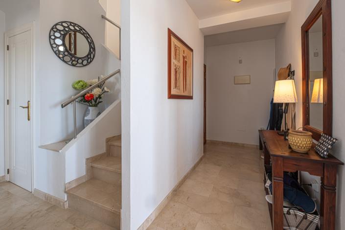 Image No.25-3 Bed Townhouse for sale