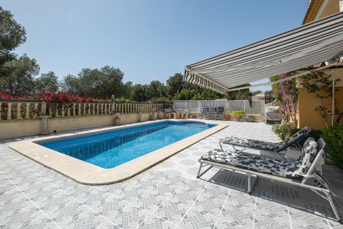 Image No.6-3 Bed Villa / Detached for sale