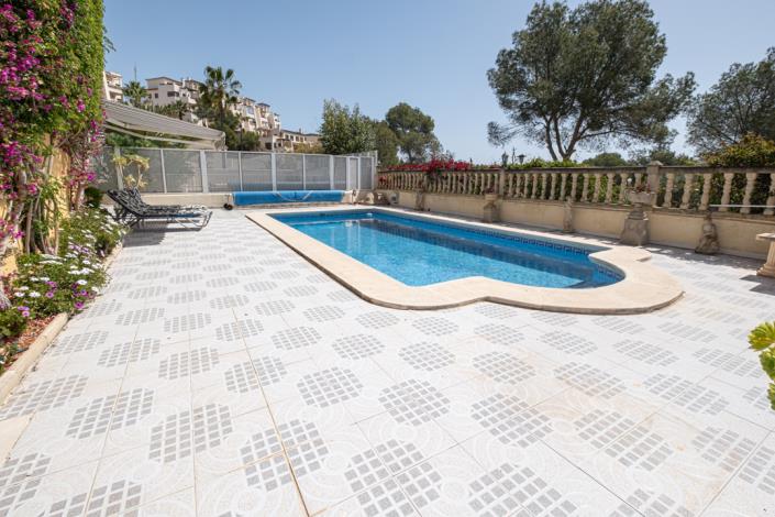 Image No.8-3 Bed Villa / Detached for sale