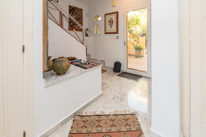 Image No.34-3 Bed Villa / Detached for sale