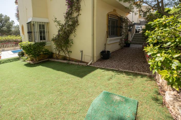Image No.39-3 Bed Villa / Detached for sale