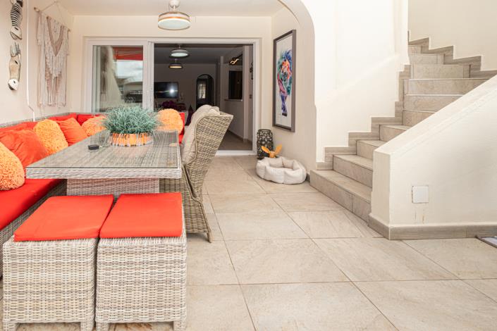 Image No.7-2 Bed Townhouse for sale
