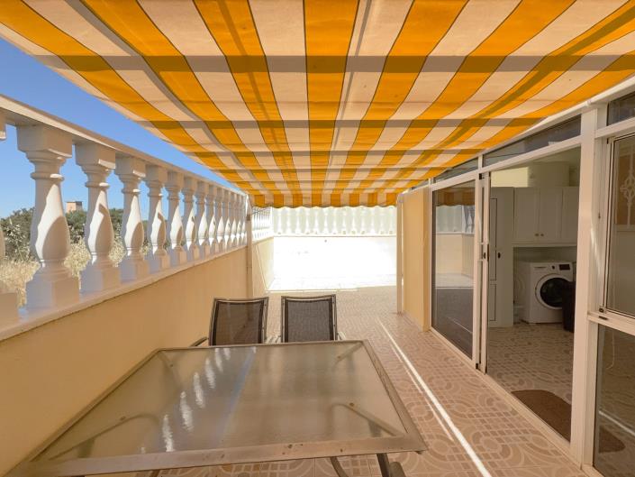 Image No.5-2 Bed Semi-Detached for sale