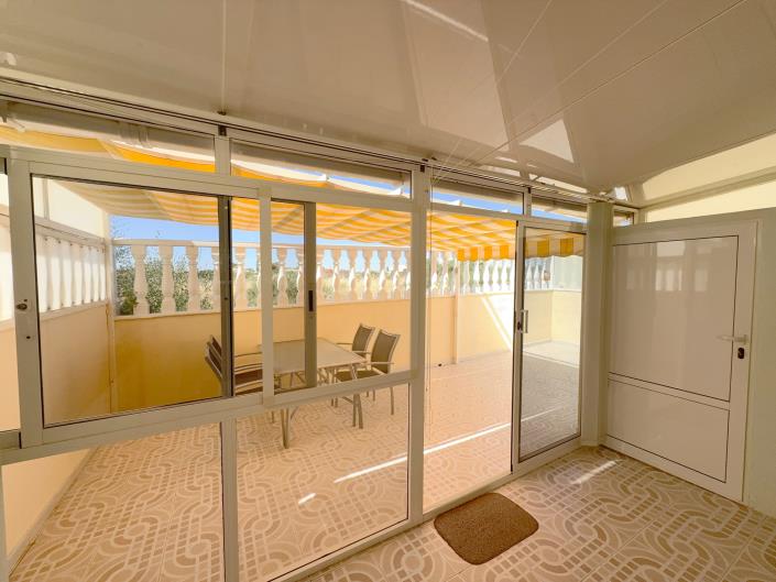 Image No.6-2 Bed Semi-Detached for sale
