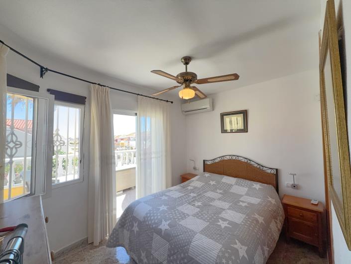Image No.12-2 Bed Semi-Detached for sale