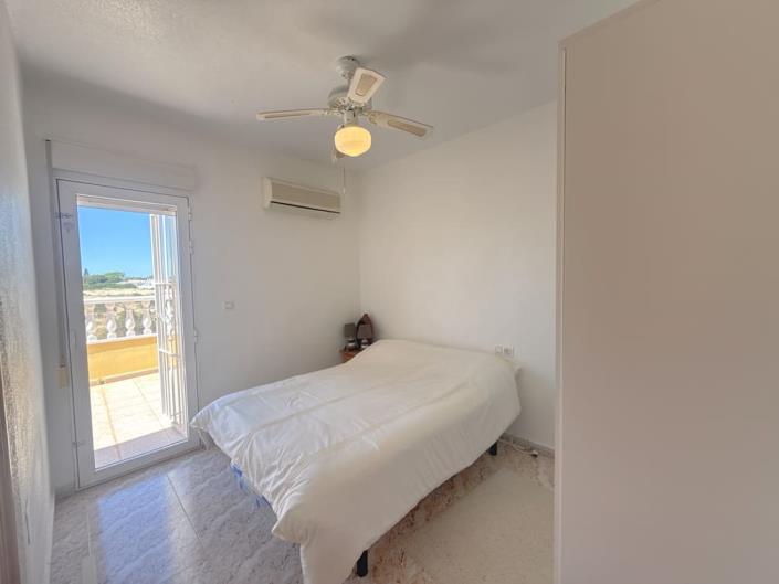 Image No.23-3 Bed Townhouse for sale