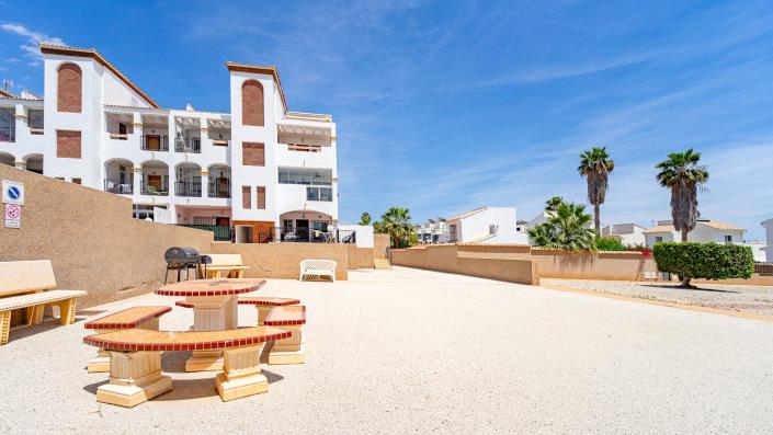 Image No.32-2 Bed Penthouse for sale