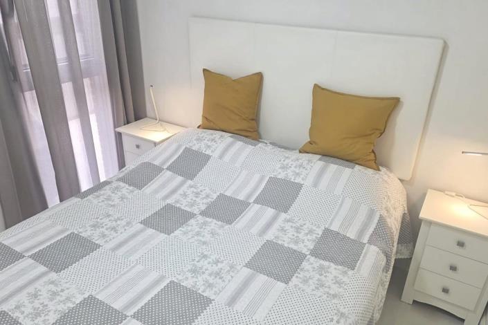 Image No.20-3 Bed Apartment for sale