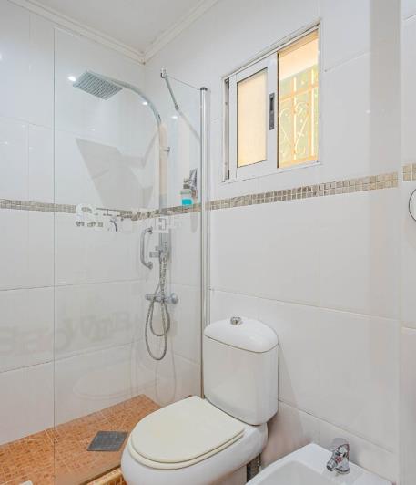 Image No.30-2 Bed Villa / Detached for sale