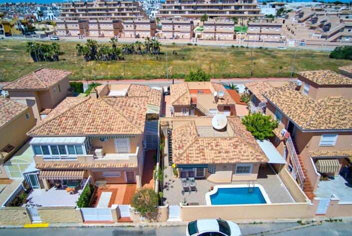 Image No.7-2 Bed Villa / Detached for sale
