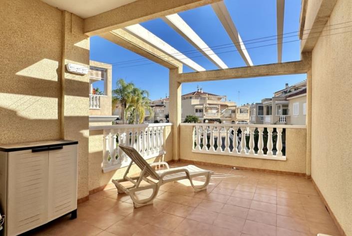 Image No.27-2 Bed Townhouse for sale