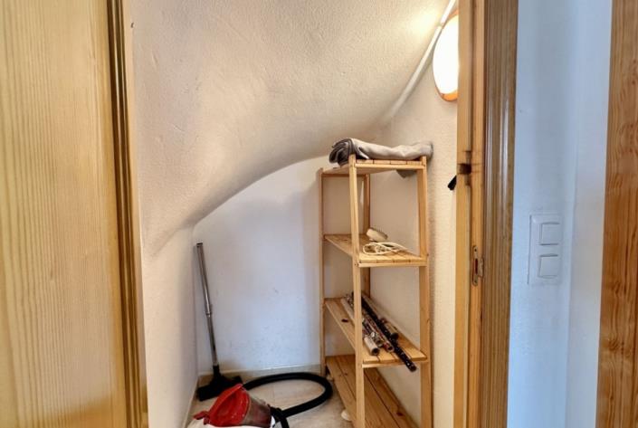 Image No.34-2 Bed Townhouse for sale