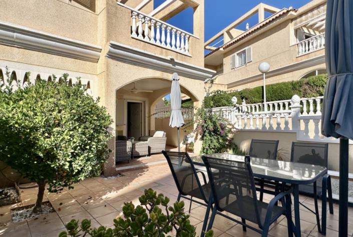 Image No.4-2 Bed Townhouse for sale