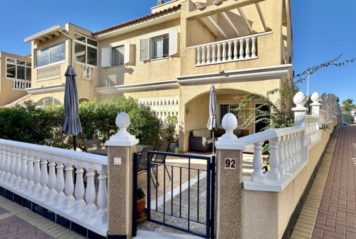 Image No.3-2 Bed Townhouse for sale