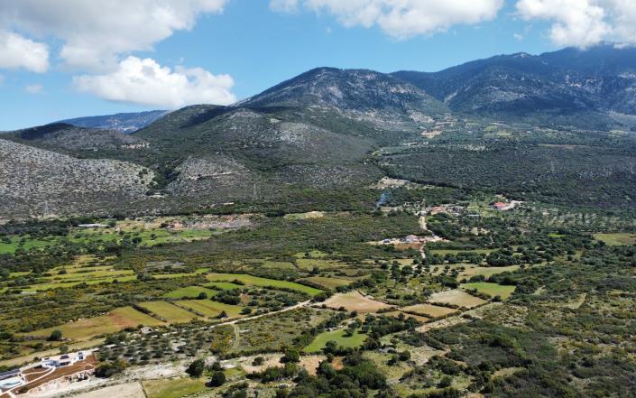 Image No.4-Terrain à vendre à Karavados