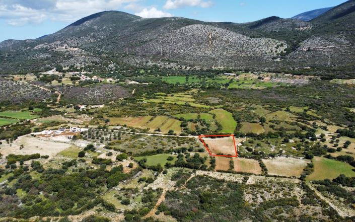 Image No.8-Terrain à vendre à Karavados