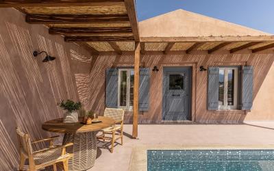 Katsarata-Luxurious-Estate-2
