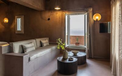 Katsarata-Luxurious-Estate-13