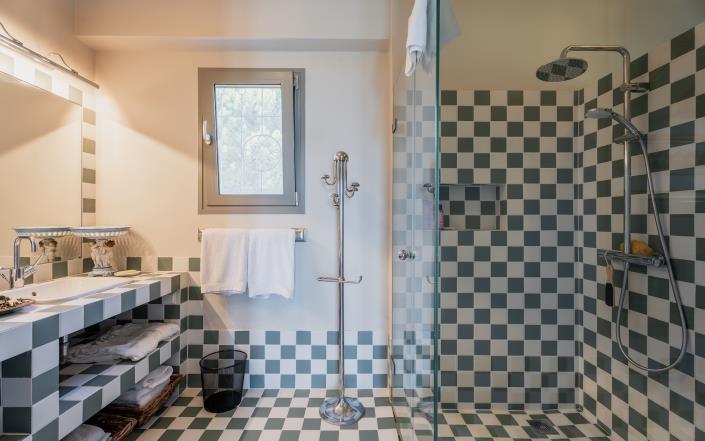 Image No.16-5 Bed Mansion for sale