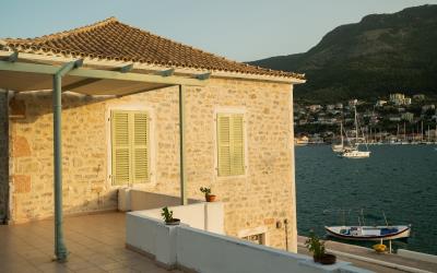 Ithaca-Exclusive-Sea-Front-Mansion-1