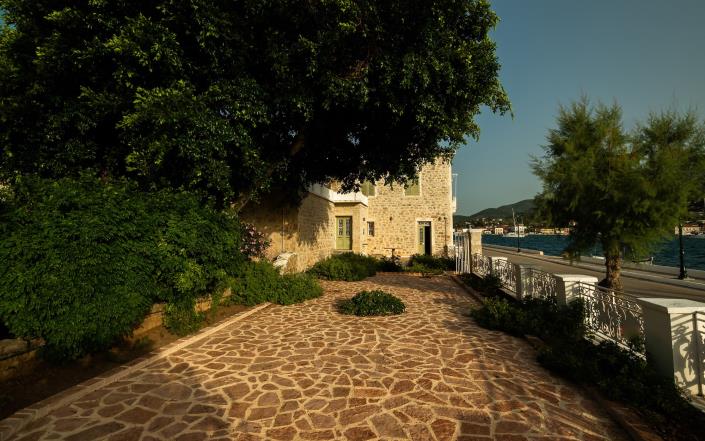 Image No.17-4 Bed Mansion for sale