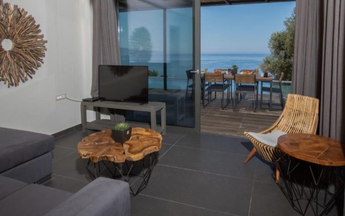 Image No.20-2 Bed Villa for sale