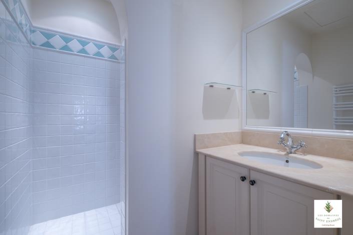 Image No.15-3 Bed House for sale