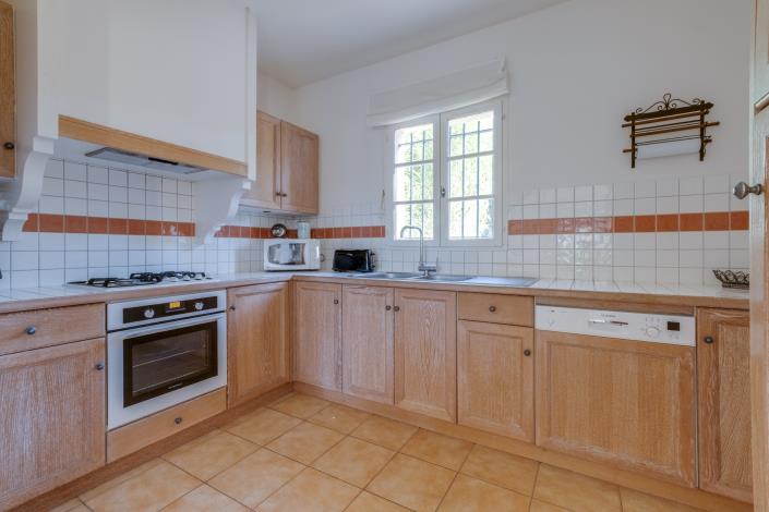 Image No.13-3 Bed House for sale