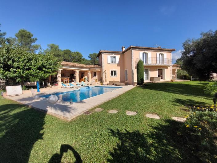 Image No.1-5 Bed Villa for sale
