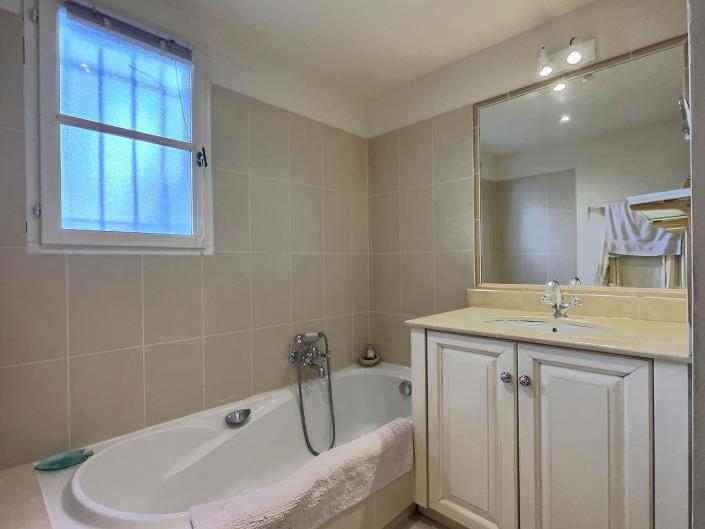 Image No.9-Maison / Villa de 4 chambres à vendre à La Motte