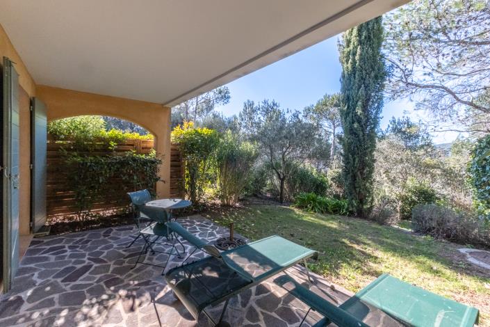 Image No.5-2 Bed Semi-Detached for sale