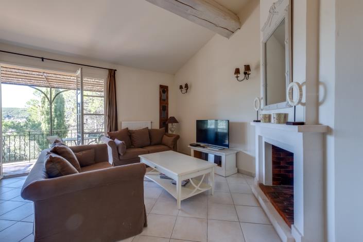 Image No.8-2 Bed Semi-Detached for sale