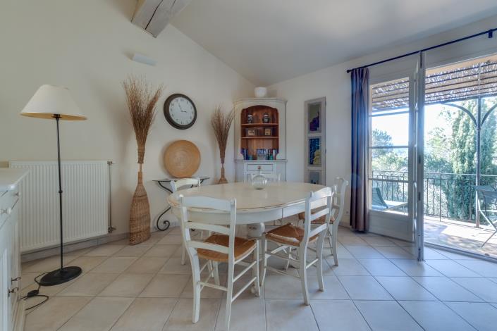 Image No.10-2 Bed Semi-Detached for sale