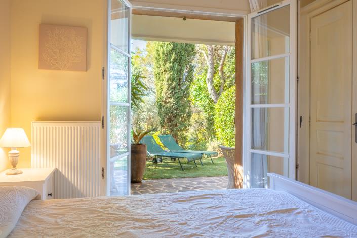 Image No.19-2 Bed House for sale