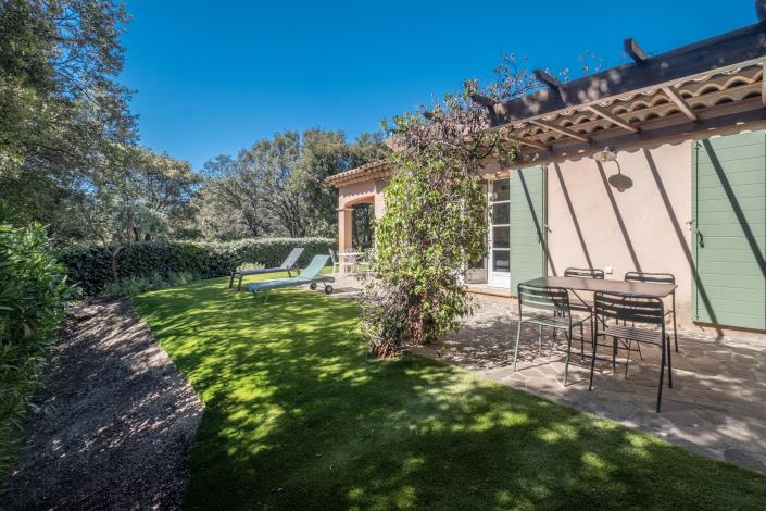 Image No.2-3 Bed Villa for sale