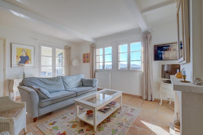 Image No.2-3 Bed Apartment for sale