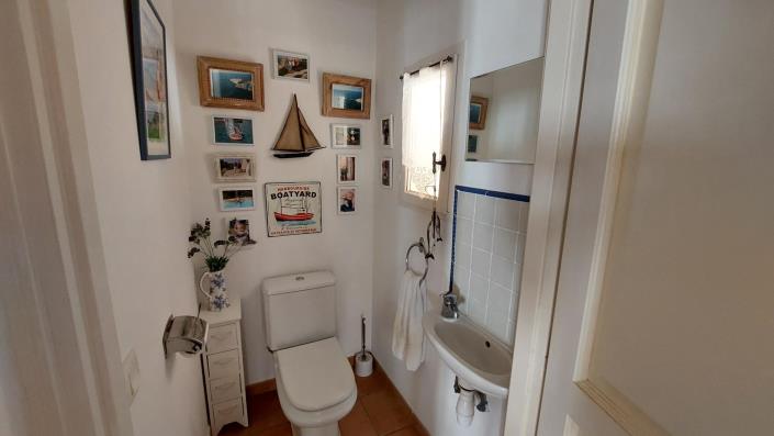 Image No.18-4 Bed Villa for sale